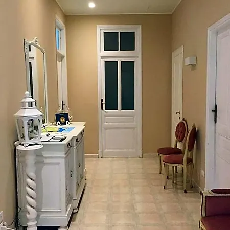 Note Di Mare 3* إمبيريا